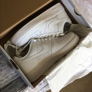 Nike Air Force 1